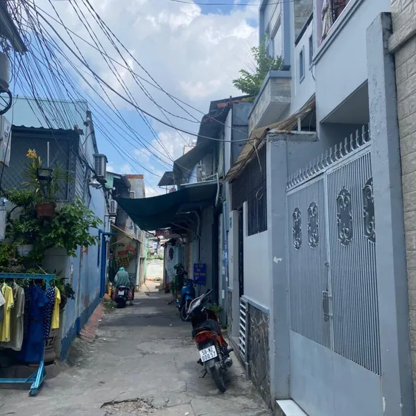 Nhà 3T hẻm 1041 trần xuân soạn , 3,6 x 8,5m