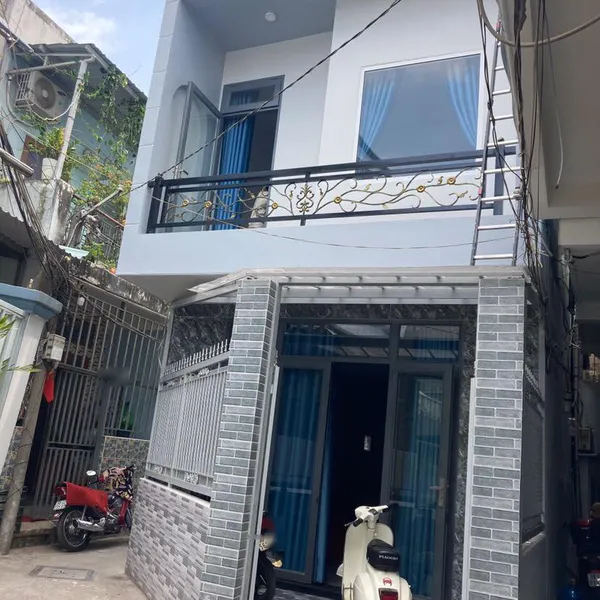 Nhà 2T hẻm 701 trần xuân soạn , 4.1m x 11.68m