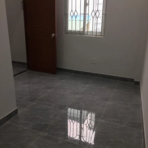 Nhà 2T hẻm 701 trần xuân soạn , 4.1m x 11.68m