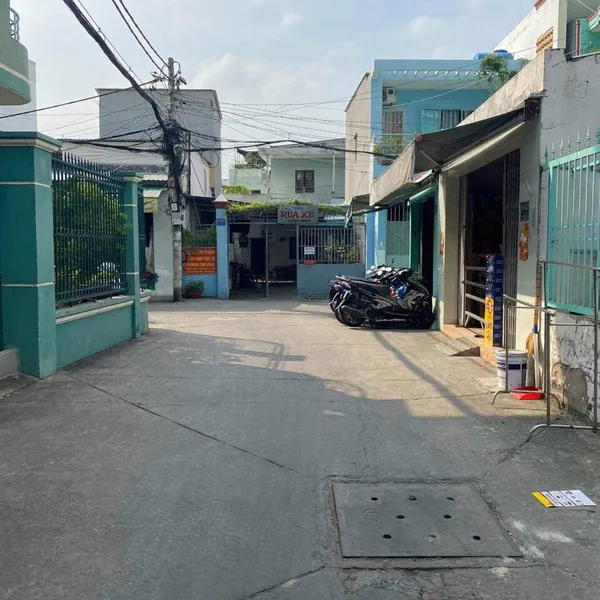 Nhà 2T hẻm 1041 trần xuân soạn, 3,6m x 8,5m