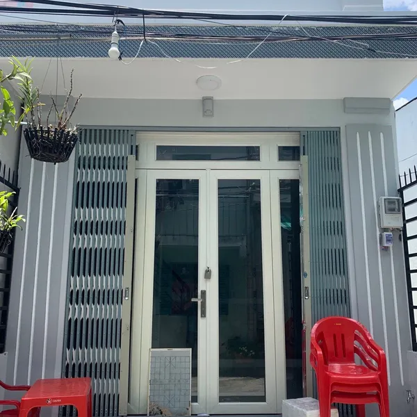 Bán nhà trần xuân soạn 5m x4m , 1 trệt 1 lửng chỉ 1 tỷ 250