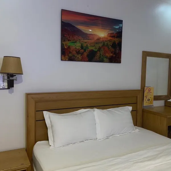 Khách sạn 8 tầng số 2 đường số 85,&nbsp; P. Tân Quy,&nbsp;Quận 7