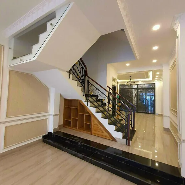 Nhà 4 tầng mặt tiền đường 43 Tân Quy, 4m x18m