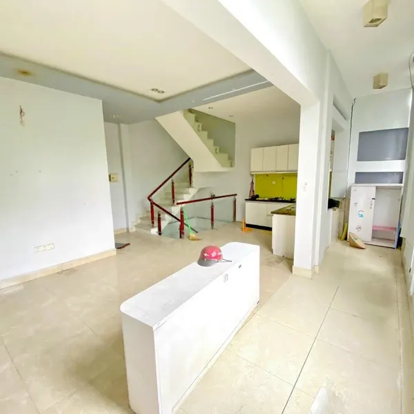 Nhà mặt tiền đường số 10 Tân Quy 6,7m x 7m