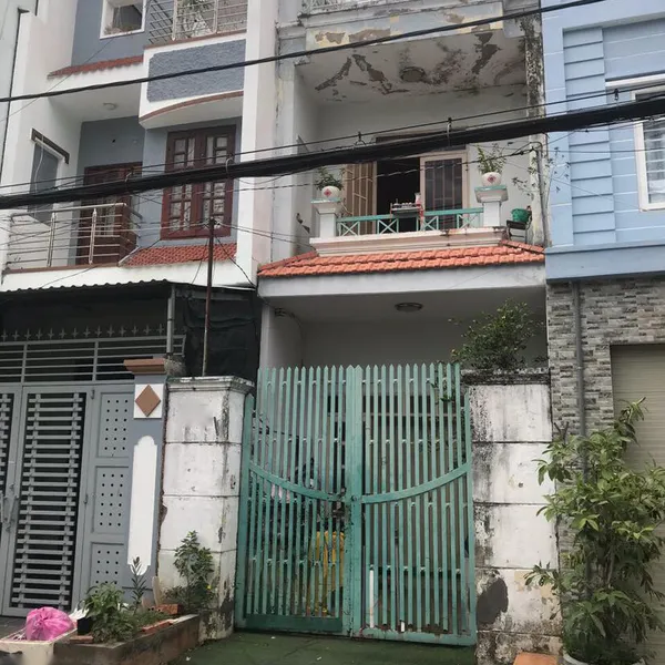 Nhà 2 tầng mặt tiền đường 45 , tân quy 4m x 18m