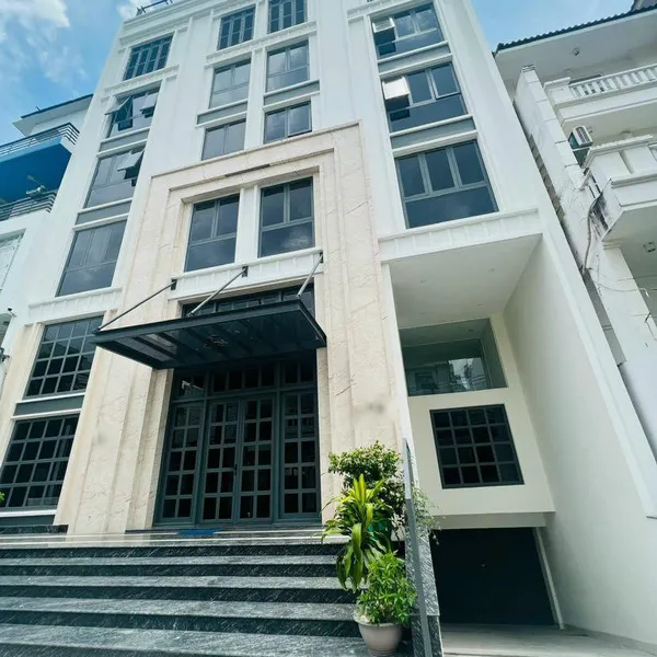 Tòa nhà văn phòng 105 đường số 45, Phường Tân Quy, Quận 7