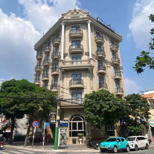 Bán tòa nhà CHDV 56 Đường Số 23, Phường Tân Quy, Quận 7