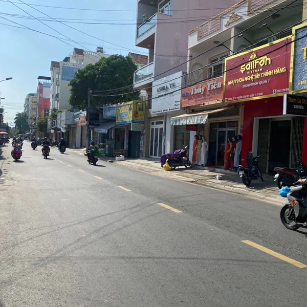 Nhà 5 tầng đường số 37 tân Quy 10m x 20m