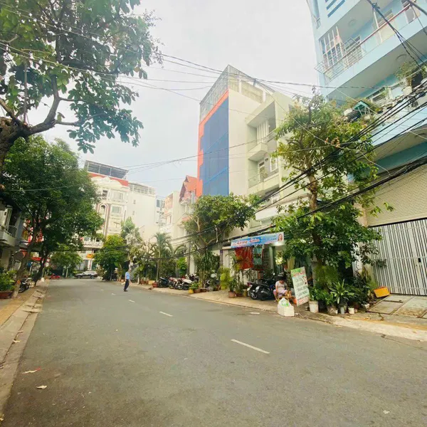 Nhà mặt tiền đường số 77 Tân Quy 6m x 16m nở hậu 7,2m