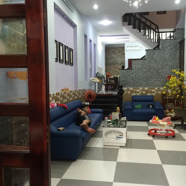 Nhà 4T mt đường 39, tân quy, 4.7m x 21m doanh thu sinh lời 480tr/năm