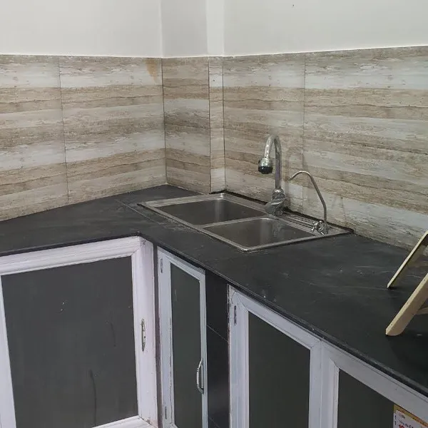 Nhà 2 tầng hẻm 108 Lê Văn Lương 3m x 7m