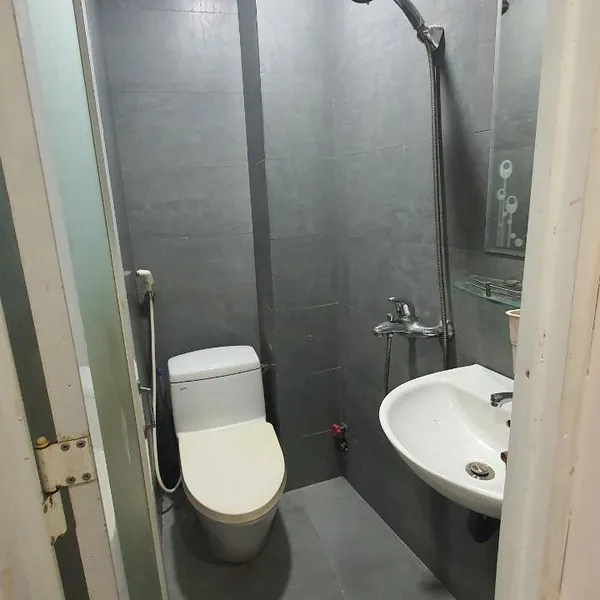 Nhà 2 tầng hẻm 108 Lê Văn Lương 3m x 7m