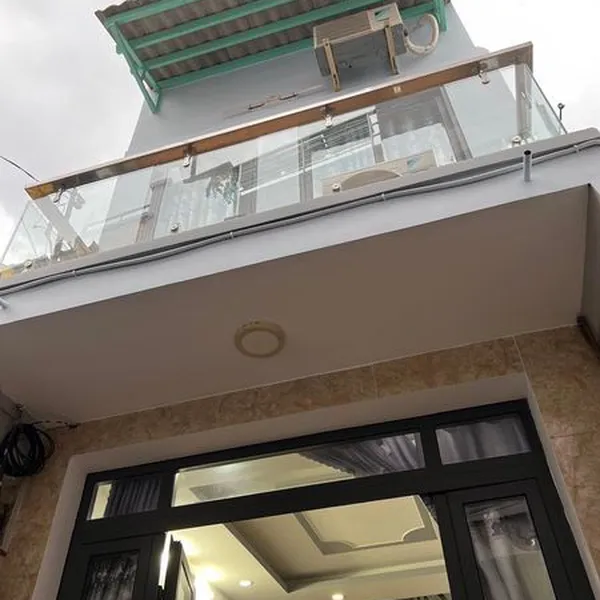 Nhà 2T hẻm Bùi Văn Ba , tân thuận đông 3.08m x 8.3m