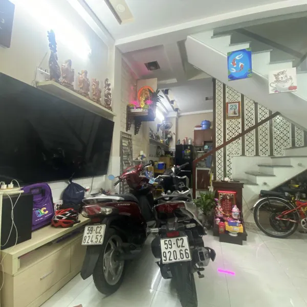 Nhà 2 tầng hẻm 95 Lê Văn Lương 4m x 7m