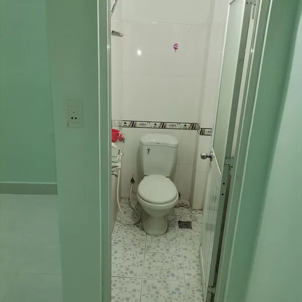 Nhà 2T mt hẻm 95 Lê Văn Lương, 3.4m x 12m nở hậu 4.1m