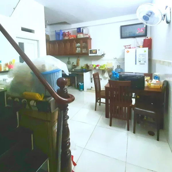 Nhà 2T mặt tiền đường số  , bình thuận , 3.3m x 12m nở hậu 4.8m