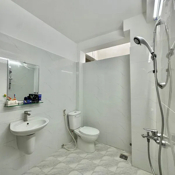 Nhà 4 tầng hẻm 271 Lê Văn Lương, Tân Quy Quận 7