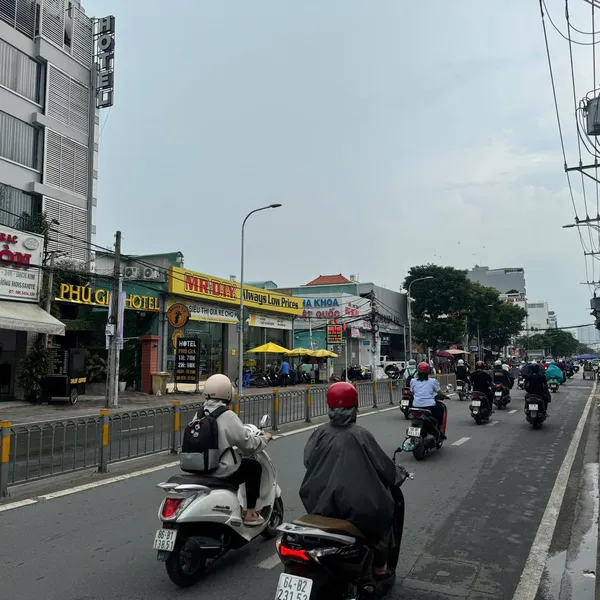 Bán nhà 107 Nguyễn Thị Thập, Phường Tân Phú, Quận 7