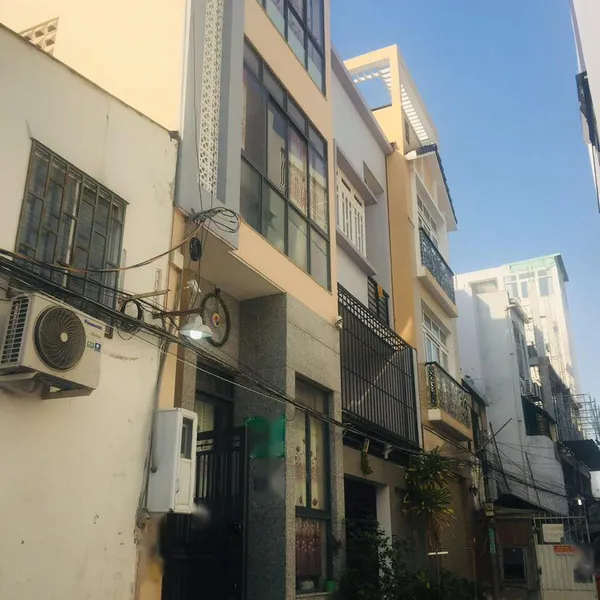 Nhà 3 tầng hẻm Nguyễn Thị Thập, Bình Thuận 4.5m x 34m