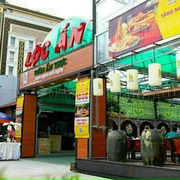 Lô góc 2 mặt tiền Nguyễn Thị Thập 18m x 45m