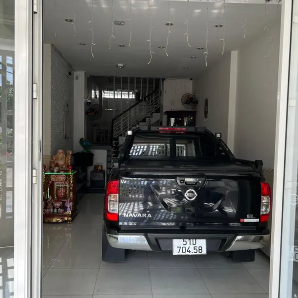 Nhà 3 tầng mặt tiền đường Cao Thị Chính 4m x 20m