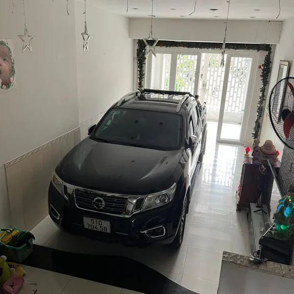 Nhà 3 tầng mặt tiền đường Cao Thị Chính 4m x 20m