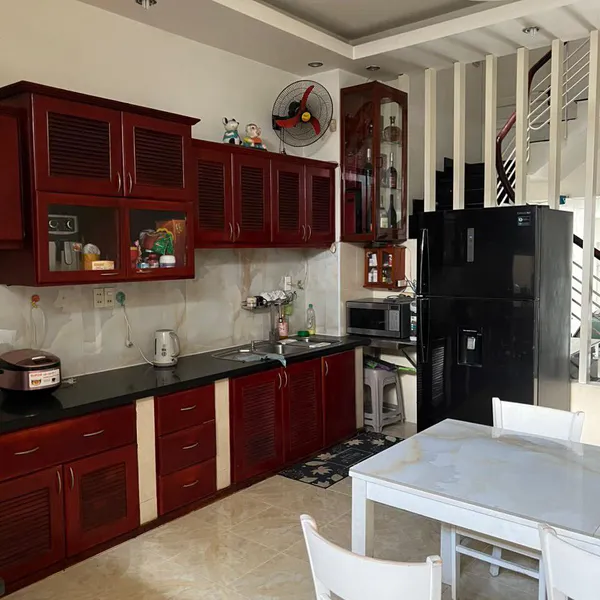 Nhà 3 tầng mặt tiền đường Cao Thị Chính 4m x 20m