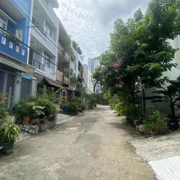 Nhà 5 tầng khu Tạ Ngọc Thảo - Hoàng Quốc Việt gần Phú Mỹ Hưng