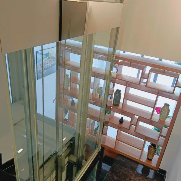 Nhà 5 tầng đường D1 KDC Phú Mỹ  Quận 7 có thang máy