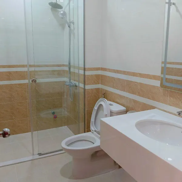 Nhà 5 tầng đường D1 KDC Phú Mỹ  Quận 7 có thang máy