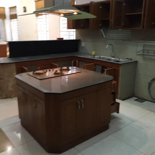 Nhà 3T 2mặt tiền khu cư xá ngân hàng  9m x 19.6m