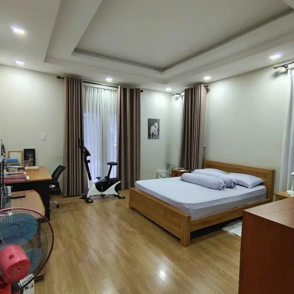 Biệt thự Kim Sơn Quận 7, Diện tích: 10m x 20m gần đại Học Tôn Đức Thắng