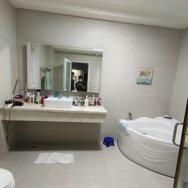 Biệt thự Kim Sơn Quận 7, Diện tích: 10m x 20m gần đại Học Tôn Đức Thắng