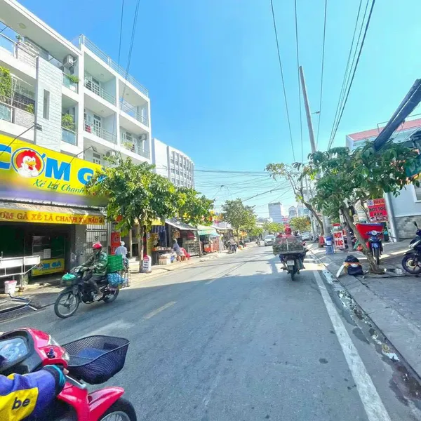 Bán khách sạn 6 tầng mặt tiền Lý Phục Man 6,2m x 20,5m