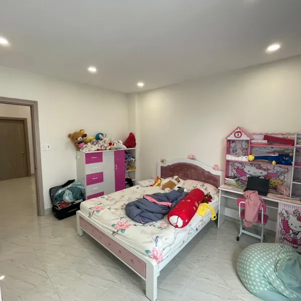 Nhà 2T mt đường số 49 , bình thuận , 3.5m  x 19.5m nở hậu 5.2m