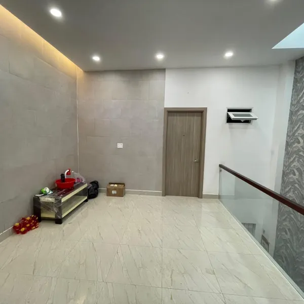 Nhà 2T mt đường số 49 , bình thuận , 3.5m  x 19.5m nở hậu 5.2m