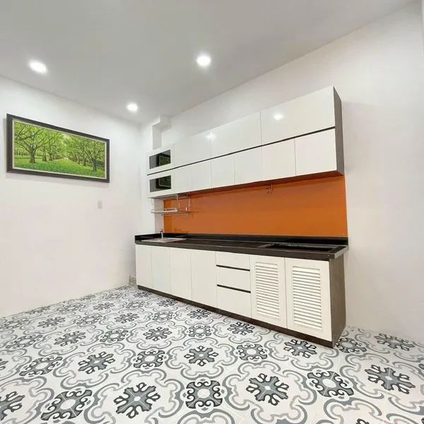 Nhà 2 tầng hẻm Lê Văn Lương 5,8m x 16m