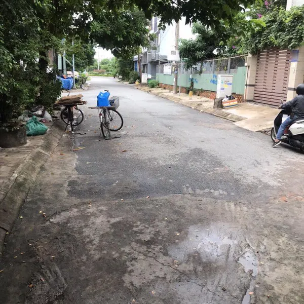 Nhà 2T hẻm tân thuận tây , 4m x 20m