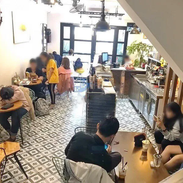 Nhà 2 tầng mặt tiền đường Tân Mỹ kinh doanh buôn bán sầm uất