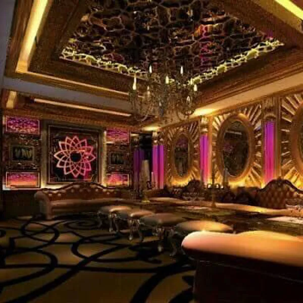 Tòa Nhà Karaoke 2 mặt tiền Tân Mỹ Q7 , Dt : 10m x 20m