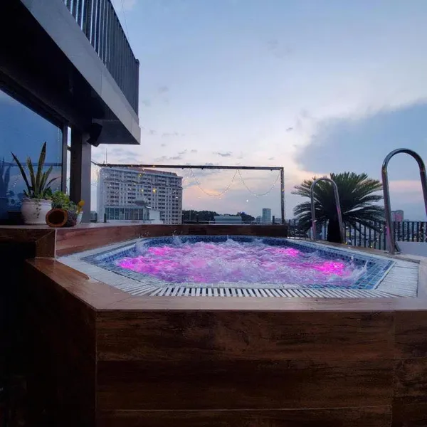 Bán tòa nhà căn hộ dịch vụ Quận Bình Thạnh đường Đường Phạm Viết Chánh