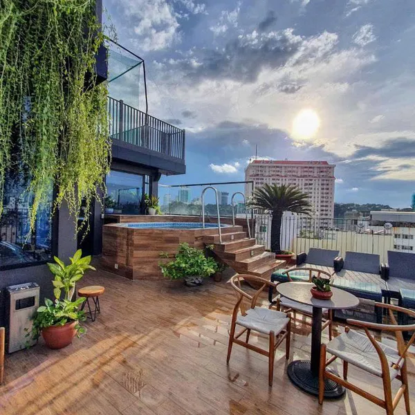 Bán tòa nhà căn hộ dịch vụ Quận Bình Thạnh đường Đường Phạm Viết Chánh