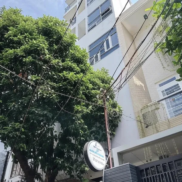 Bán tòa nhà căn hộ dịch vụ Quận 10 đường Tô Hiến Thành 2 mặt tiền