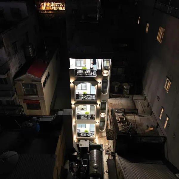 Bán toà nhà căn hộ dịch vụ Quận 1 đường Lê Thánh Tôn, P. Bến Thành