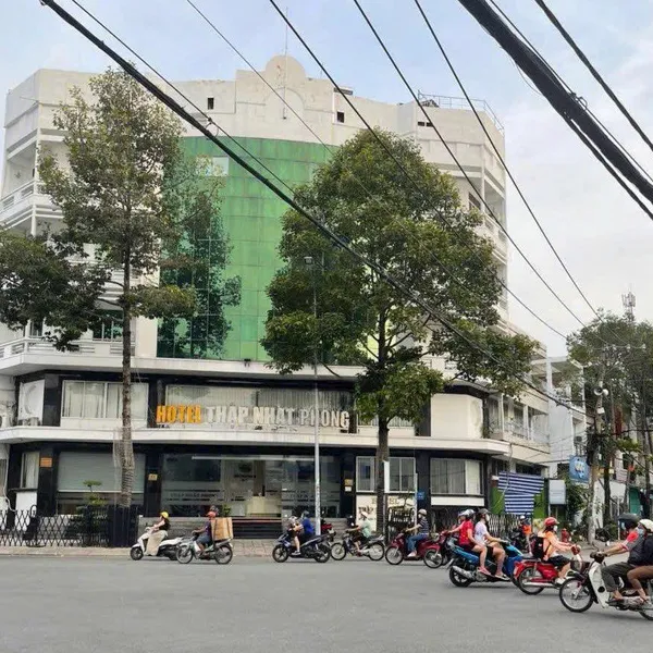 Cho thuê toà nhà 41 Chợ Lớn, P. Bình Phú, Quận 6