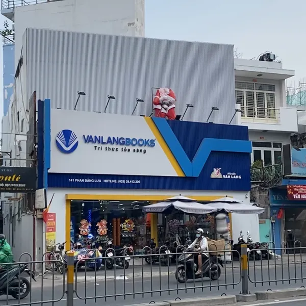 Cho thuê nhà 141 Phan Đăng Lưu, P. Cầu Kiệu, Quận Phú Nhuận