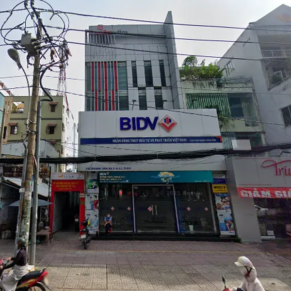 Cho thuê toà nhà 132E CMT8, P. Nhiêu Lộc, Quận 3